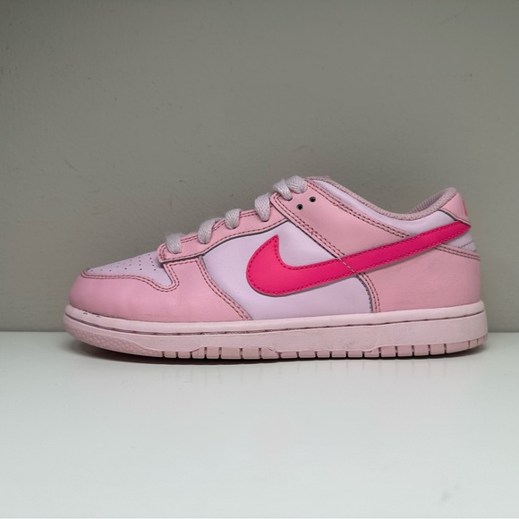 EUC | Nike | Dunk Low | Triple Pink | Girls 3Y US - Picture 5 of 12